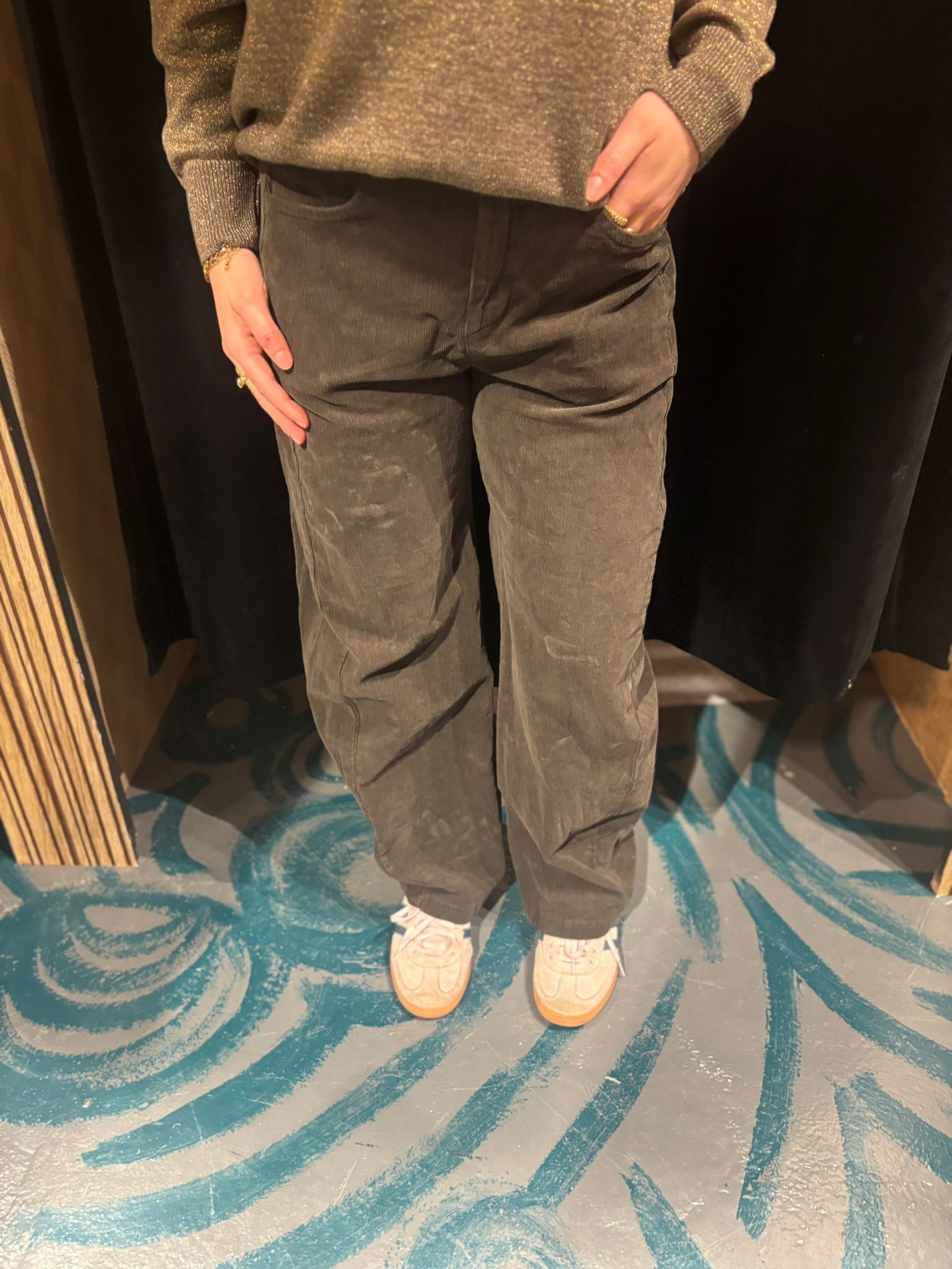 iz naiz barrel brown