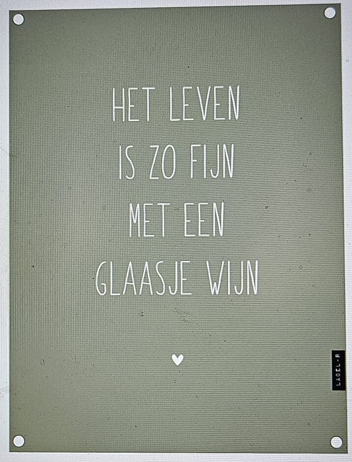 tuinposter wijn olijfgroen 60x80