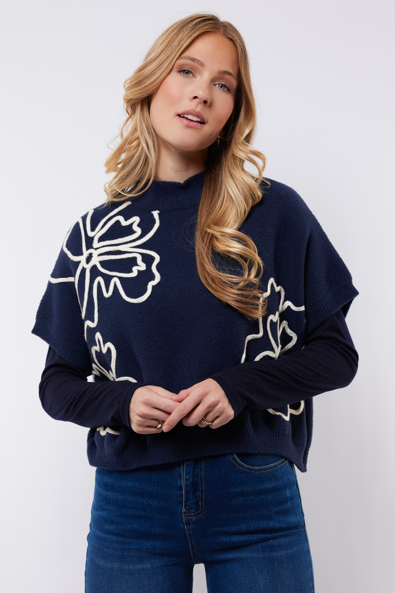 C&S Violette knit gilet f5