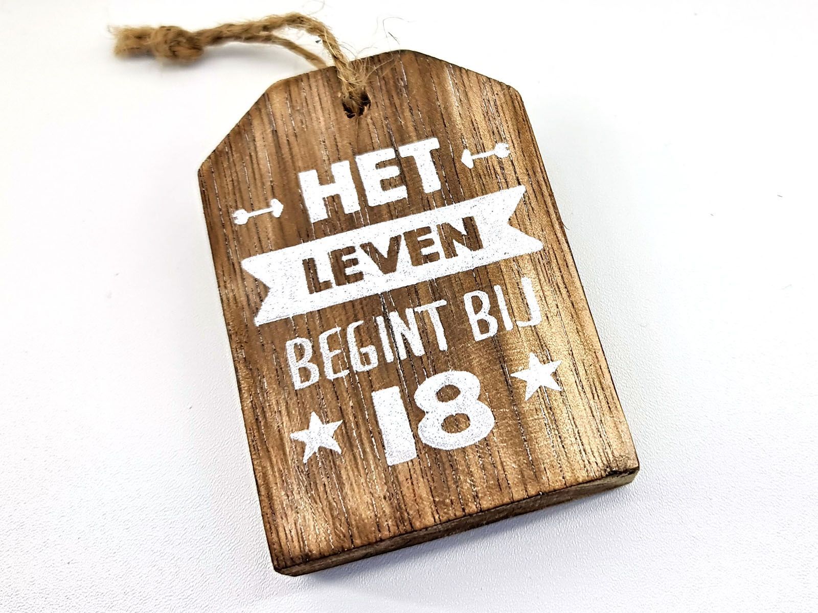 hanger label 9x6cm het leven begint bij 18 natural